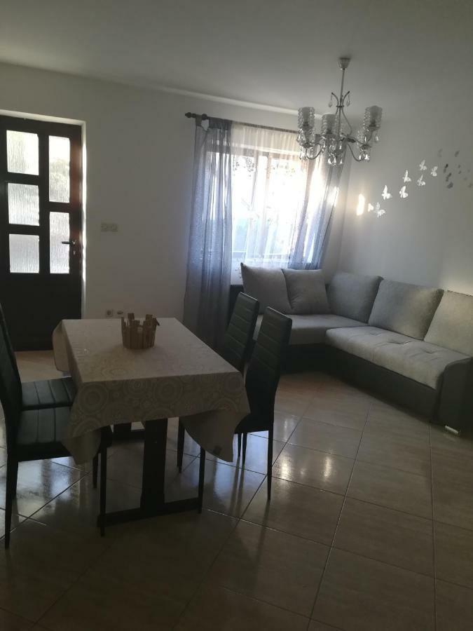 Apartman Nada Корнич Экстерьер фото